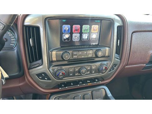 Used 2015 Chevrolet Silverado 1500 High Country w/ High Country Premium Package image 17