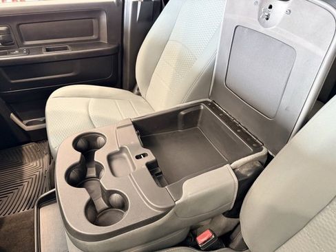 Used 2014 RAM 1500 Express image 25