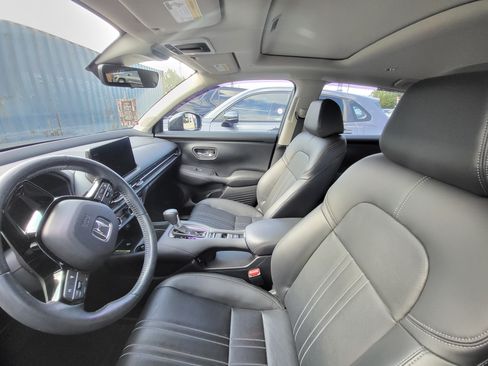 Used 2024 Honda HR-V EX-L image 10