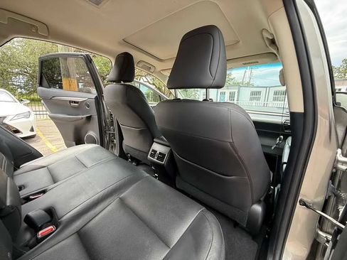 Used 2015 Lexus NX 200t FWD w/ Luxury Package image 19