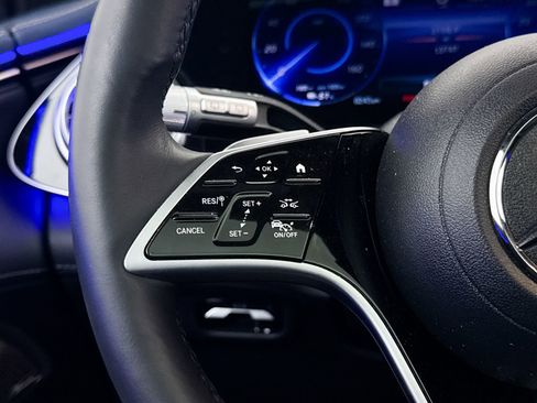 Used 2023 Mercedes-Benz EQS 580 4MATIC SUV image 36