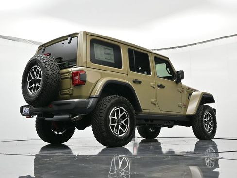New 2026 Jeep Wrangler Unlimited Rubicon w/ Steel Bumper Group image 24