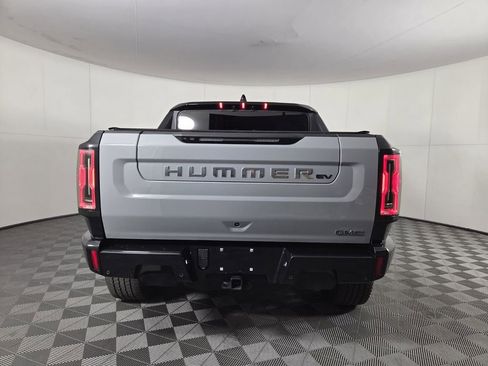 Used 2024 GMC Hummer EV 3X image 4