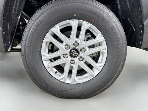 New 2026 Toyota Tundra SR5 AWD/4WD image 29