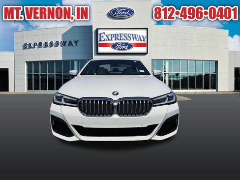 Used 2022 BMW 530i xDrive w/ M Sport Package AWD/4WD image 3