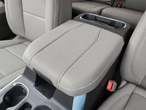 New 2026 GMC Sierra 1500 SLT w/ SLT Premium Plus Package AWD/4WD image 31