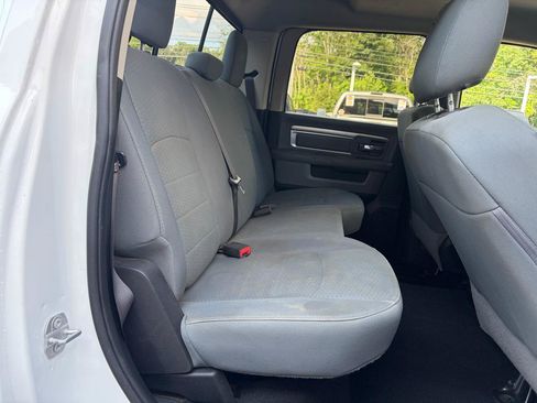 Used 2018 RAM 2500 SLT AWD/4WD image 44