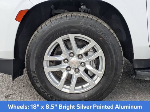 Used 2023 Chevrolet Suburban LT image 35