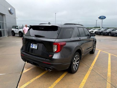 Used 2020 Ford Explorer ST w/ Premium Technology Package AWD/4WD image 7