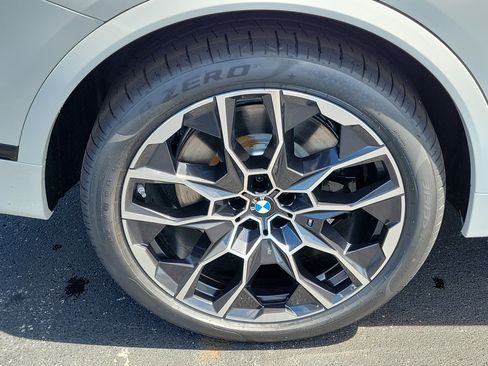 New 2027 BMW X7 M60i AWD/4WD image 5