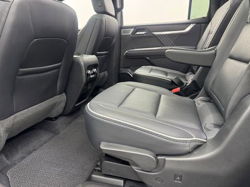 Used 2024 GMC Acadia Denali w/ Super Cruise Package FWD image 48