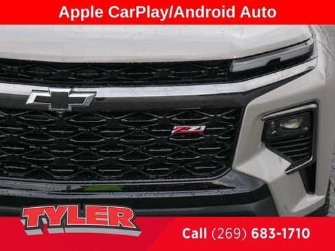 New 2026 Chevrolet Traverse Z71 w/ Enhanced Driving Package AWD/4WD image 11