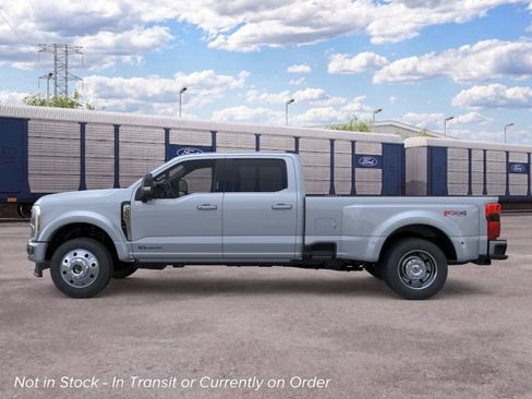 New 2026 Ford F450 Lariat w/ Lariat Ultimate Package AWD/4WD image 3