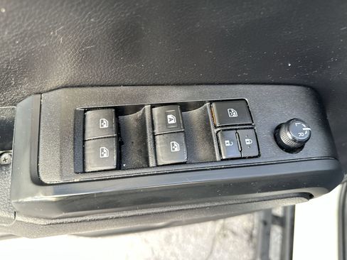 Used 2021 Toyota Tacoma SR w/ SR Convenience Package image 15