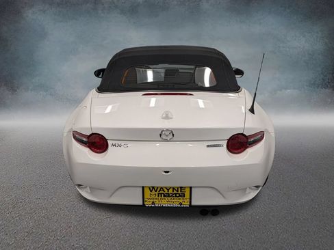 Used 2023 MAZDA MX-5 Miata Grand Touring w/ Weather Package RWD image 5