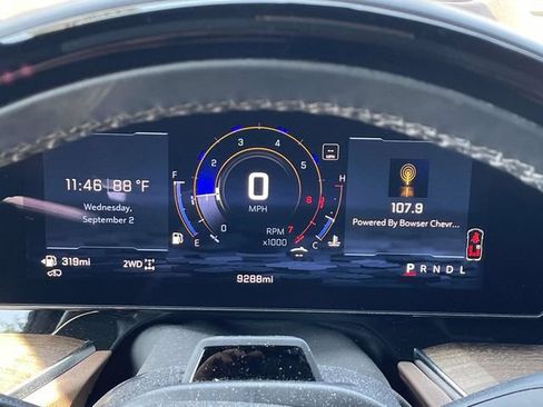 Used 2025 Chevrolet Tahoe High Country AWD/4WD image 11