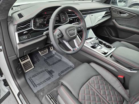 New 2026 Audi SQ8 Prestige image 2