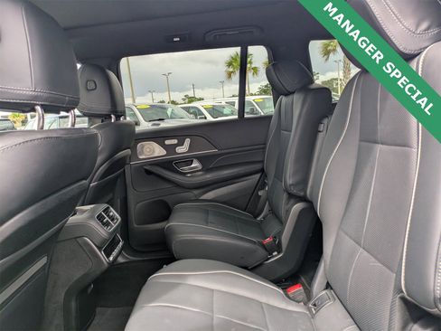 Used 2023 Mercedes-Benz GLS 580 4MATIC image 15