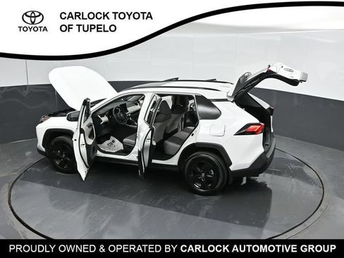 Used 2025 Toyota RAV4 XLE w/ Convenience Package FWD image 89