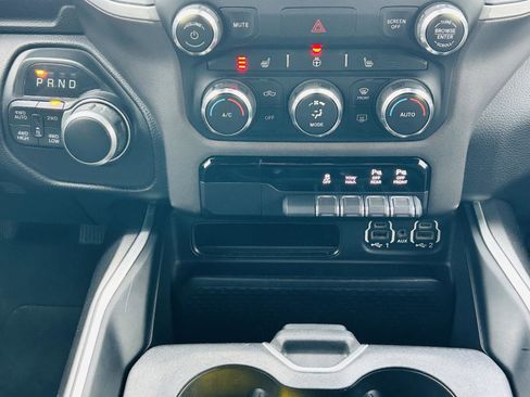 Used 2021 RAM 1500 Big Horn image 19