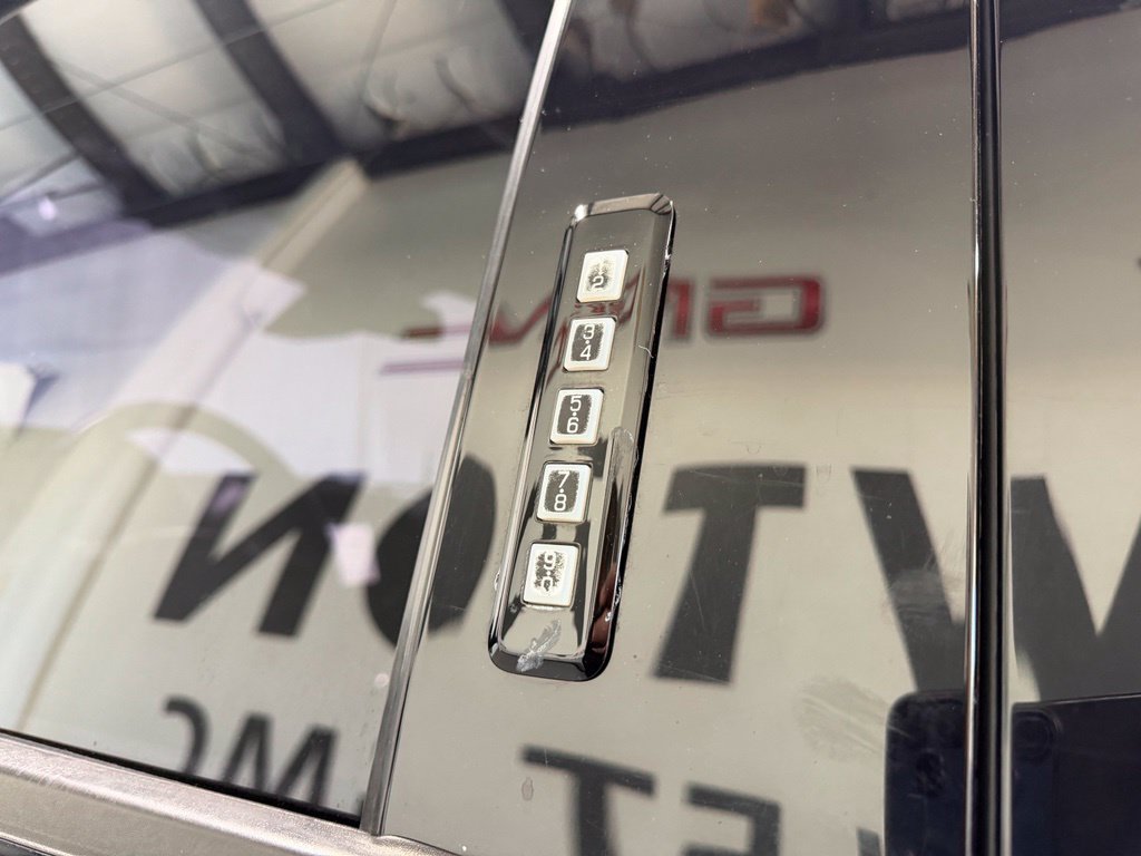 Used 2018 Ford F150 Raptor w/ Equipment Group 802A Luxury AWD/4WD image 4
