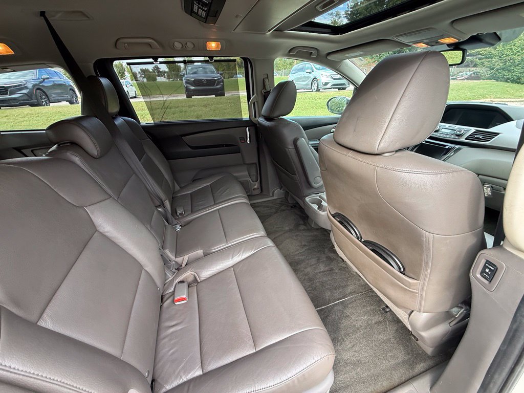 Used 2016 Honda Odyssey Touring Elite image 37