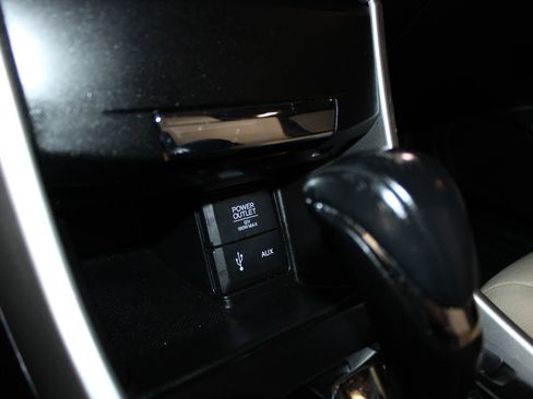 Used 2015 Honda Accord EX-L image 21