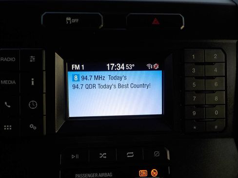 Used 2022 Ford F250 XL w/ Power Equipment Group image 20