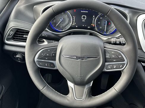 New 2026 Chrysler Pacifica Select FWD image 22
