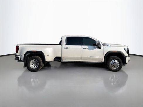Used 2024 GMC Sierra 3500 Denali w/ Denali Reserve Package image 8