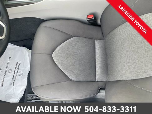 Used 2023 Toyota Camry LE image 27