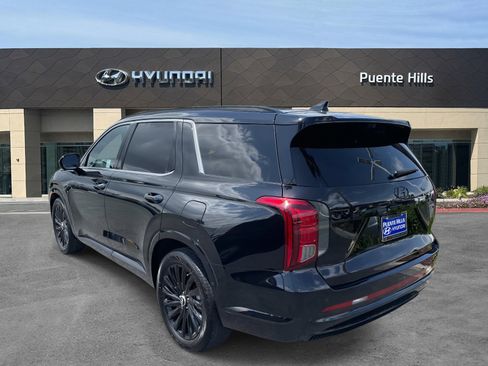 Used 2024 Hyundai Palisade Calligraphy image 5