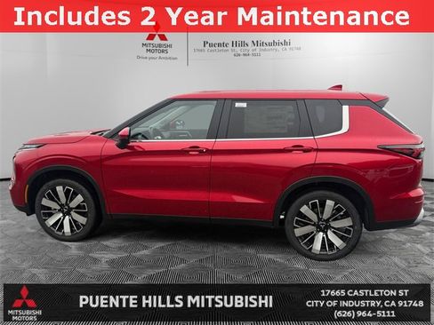 New 2026 Mitsubishi Outlander SE image 8