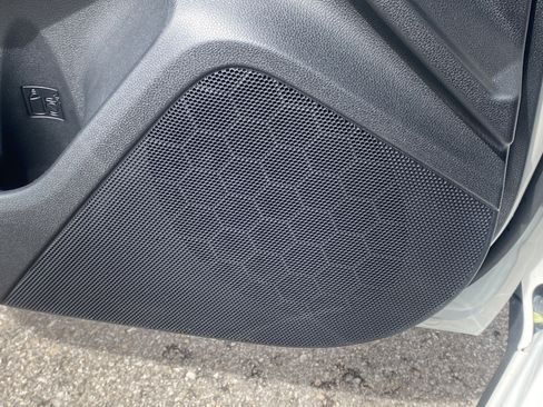 Certified 2025 Subaru Crosstrek 2.5i Limited w/ Crosstrek Mirror Package image 29