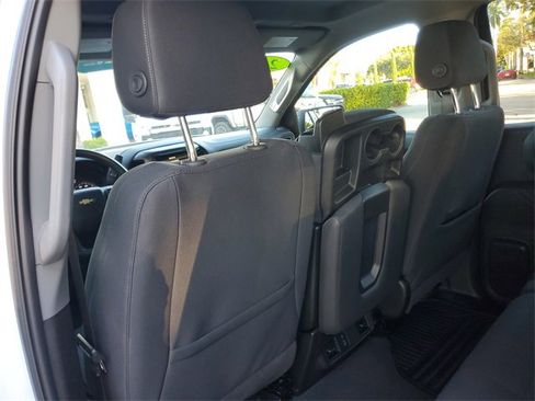 New 2025 Chevrolet Silverado 1500 Custom image 10