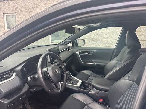 Used 2021 Toyota RAV4 XSE image 15