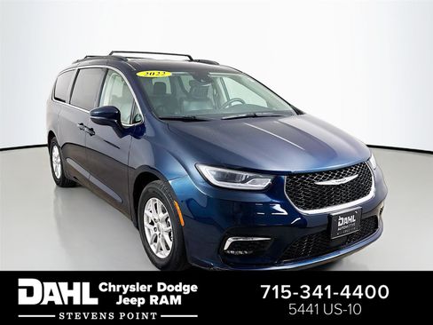 Used 2022 Chrysler Pacifica Touring-L FWD image 1