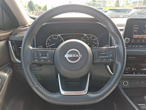 Used 2023 Nissan Rogue SV w/ SV Premium Package AWD/4WD image 20