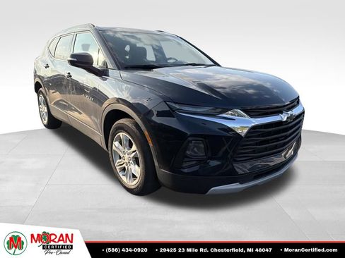 Used 2020 Chevrolet Blazer LT FWD image 2