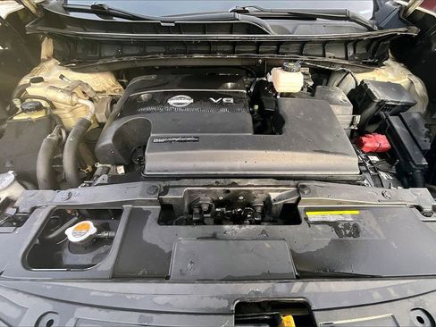 Used 2017 Nissan Murano AWD image 29