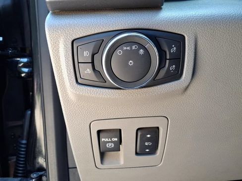 Used 2019 Ford F150 XLT w/ Equipment Group 301A Mid RWD image 21