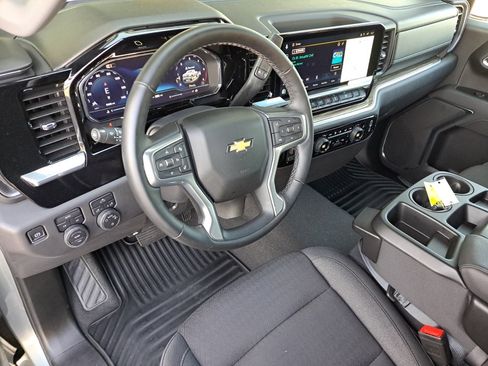 Used 2025 Chevrolet Silverado 1500 LT w/ All Star Edition Plus AWD/4WD image 10