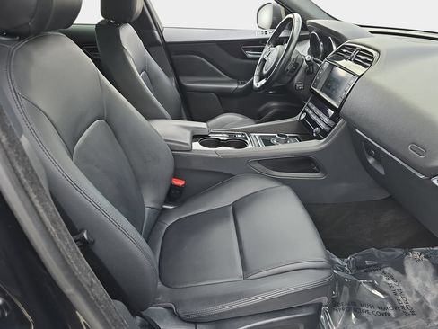 Used 2017 Jaguar F-PACE Premium AWD/4WD image 12