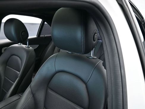 Used 2018 Mercedes-Benz C 300 Sedan image 17