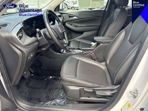 Used 2024 Buick Encore GX Sport Touring FWD image 23