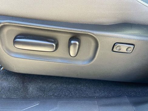 Used 2023 Toyota Tacoma SR5 w/ Technology Package image 14