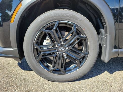 Certified 2026 INFINITI QX60 Sport w/ Dark Cargo Package AWD/4WD image 9