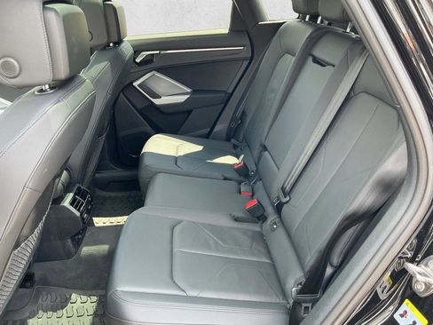 Used 2025 Audi Q3 2.0T Premium w/ Convenience Package AWD/4WD image 13