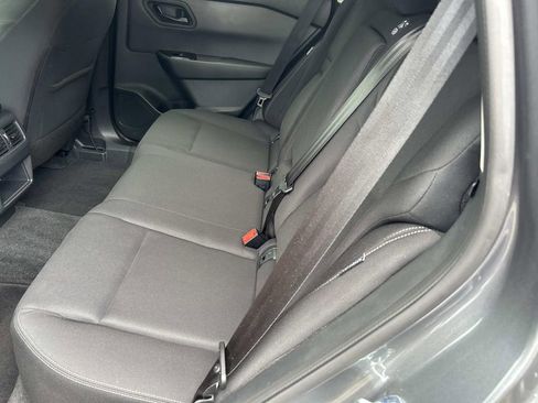 Certified 2025 Nissan Rogue S FWD image 19