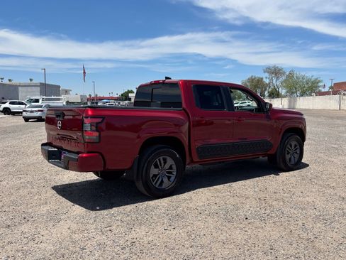 Certified 2025 Nissan Frontier SV AWD/4WD image 6